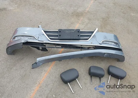 2016 Hyundai Genesis 3.8 from USA, damaged, VIN KMHGN4JE7GU124850